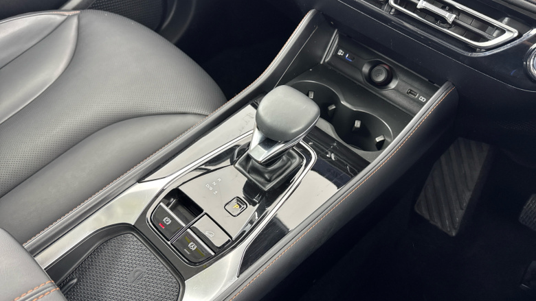 MG HS 1.5 T-GDI Trophy 5dr DCT Petrol Hatchback